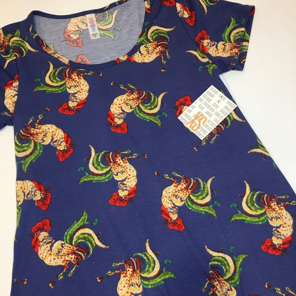 XS LuLaRoe Rooster Print Classic T